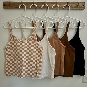 Set of 5 ARQ crop tanks, size S
